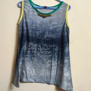 Women top